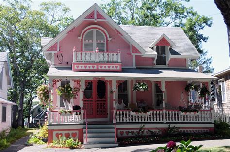 Oak Bluffs Gingerbread Houses (Explored) - a photo on Flickriver