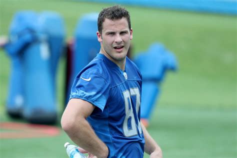 Unbelievable: lions super star breaks Detroit Lions record during win ...