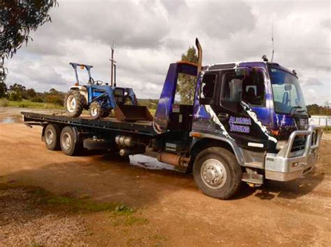 TILT TRAY TRUCK TOWING - Aldinga Towing - Call 0428 904 799