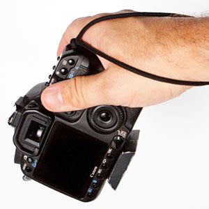 DIY Camera Wrist Strap : Martin Pot - Photography Blog