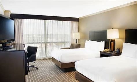 Hilton Charlotte University Place Hotel Rooms & Suites