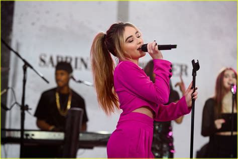 Sabrina Carpenter Performs 'Sue Me' on 'Today' Show - Watch Now ...