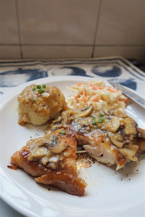 Garlic chicken chop [Recipe] - Thokohmakan