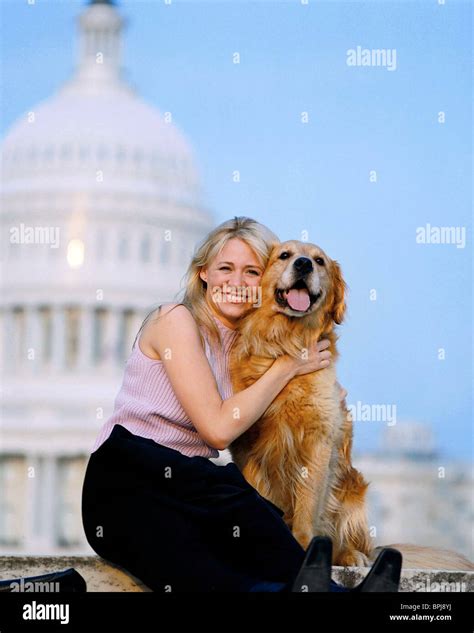 DEANNE BRAY & DOG SUE THOMAS: F.B.EYE (2002 Stock Photo: 31134982 - Alamy