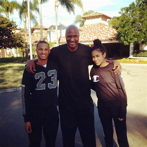 Lamar Odom Meets with Kids in First Post Since Rehab