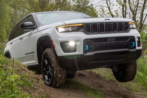 2022 Jeep Grand Cherokee 4xe Review: Nearly Silent Off-Roading is Nice ...