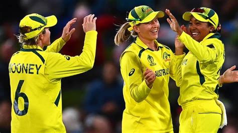 Women's Cricket World Cup LIVE: Australia v England in final, score ...