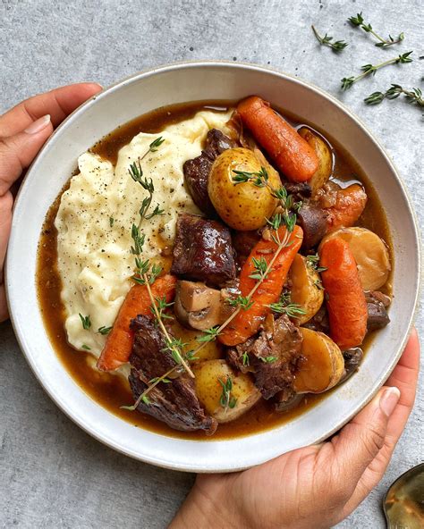 How to Make Red Wine-Braised Beef Stew with Potatoes and Carrots ...