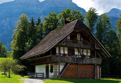 The Swiss Chalet - Design for the Arts & Crafts House | Arts & Crafts ...