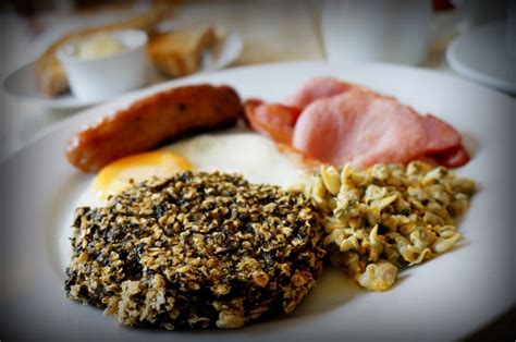 So what is a 'full Welsh breakfast'? | Welsh breakfast, Welsh recipes ...