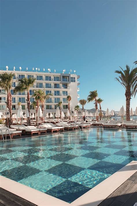 15 Best Beach Hotels and Resorts in Malaga for a Seaside Getaway