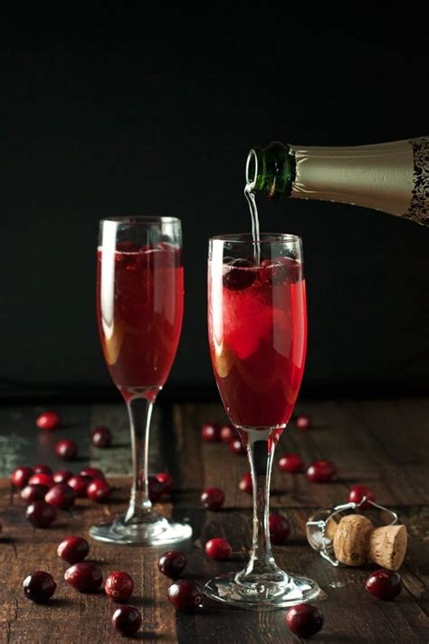 Cranberry Champagne Cocktails - 2Teaspoons