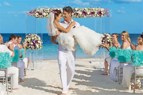 Dreams Onyx ️ Destination Weddings - Destify