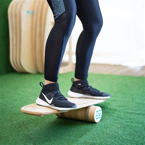 Looking for a way to strengthen your knees? Balance boards are a great ...