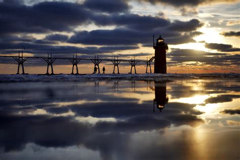 South Haven lighthouse for sale, according to report | MLive.com