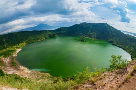 Taal Lake, Philippines - Philippine Islands Connections - PIC