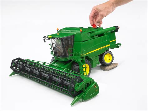 Amazon.com: Bruder John Deere T670i Combine Harvester: Toys & Games