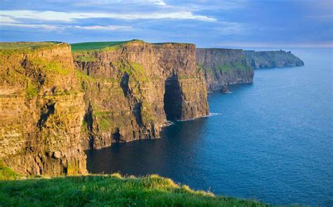 How to Plan the Perfect Trip to Ireland's Cliffs of Moher