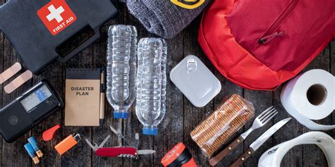 What to Pack in an Emergency Kit for Any Disaster | Via