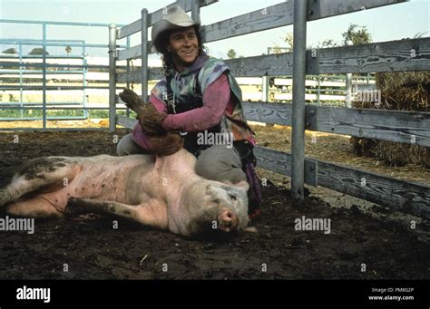 Film still / publicity still from "Son in Law" Pauly Shore © 1993 ...