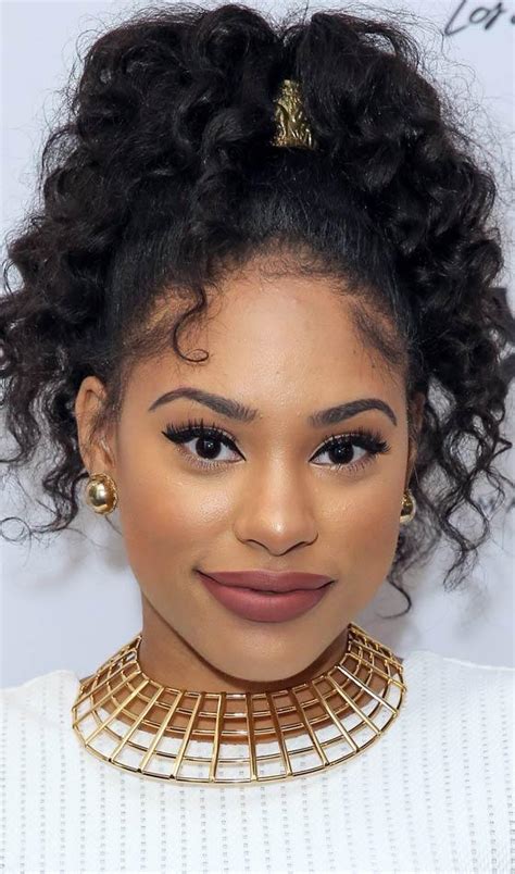 20 Curly Ponytail Hairstyles That Every Woman Should Try