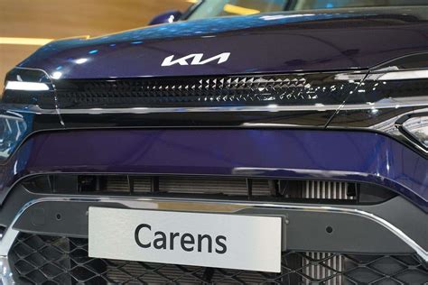 Kia Carens Unveiled In India: Design Details, Specs, Rivals