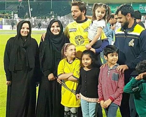 Shahid Afridi Family : ‘He Feels Blessed to Have Four Daughters’