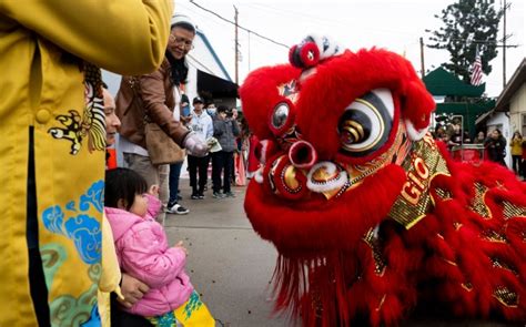 Vietnamese Lunar New Year celebration brings families to San Bernardino ...