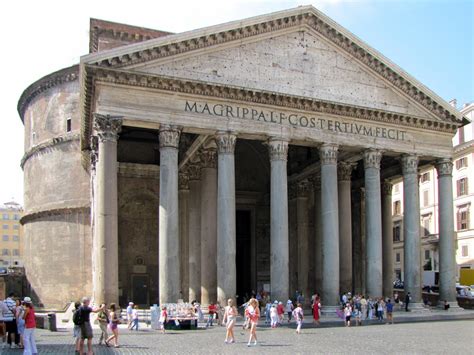 Famous Roman Architecture