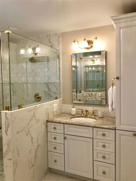 Taj Mahal Quartzite with Calcutta Gold marble | Bathrooms remodel, Taj ...