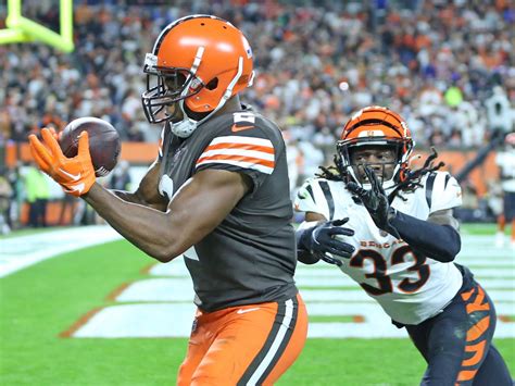 How Nick Chubb, Amari Cooper have driven Browns red zone success: Film ...