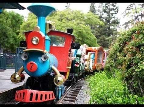 [4k] Casey Jr. Circus Train ride - Dumbo Circus Train: Disneyland Park ...