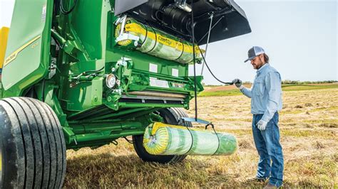 Round Balers | Hay & Forage Equipment | John Deere US