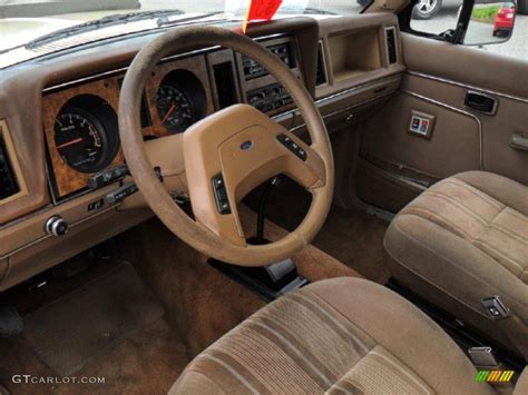 Ford bronco ii 1989 interior