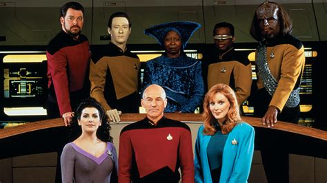 Patrick Stewart and the cast of Star Trek: The Next Generation reunite ...