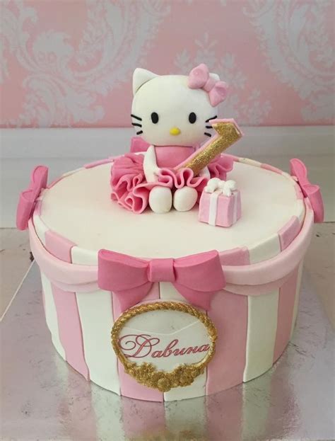 Hello Kitty Birthday cake in pink and gold | Hello kitty birthday cake ...