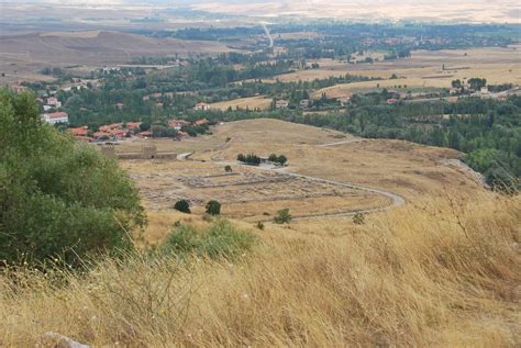 The Grand Temple and the Lower City in Hattusa | Turkish Archaeological ...