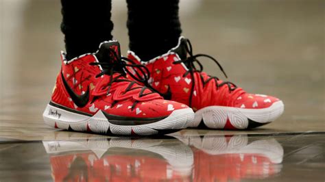 Ranking Kyrie Irving's Top 10 Sneakers of the NBA Season - Sports ...