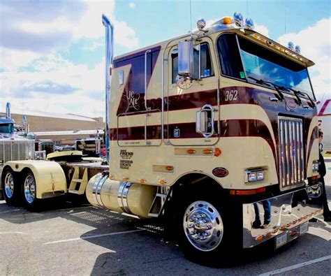 Custom Peterbilt Cabover Truck