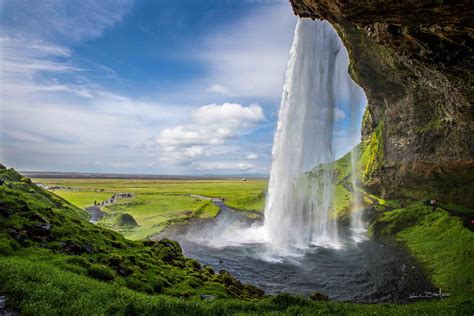 Seljalandsfoss waterfall | Iceland waterfalls, Seljalandsfoss waterfall ...