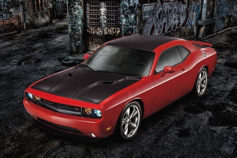 Mopar Rolls Out New Accessories for Chrysler Group Cars | Carscoops