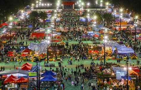 Return of cooked food stalls at Hong Kong Lunar New Year fairs has ...