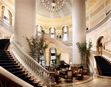 What Defines a Luxury Hotel?