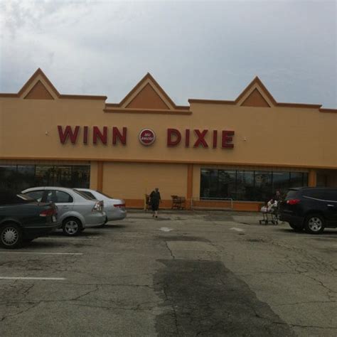 Winn-Dixie - 5 tips from 574 visitors