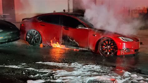 Tesla Model S Catches Fire at Tesla Service Center in Marietta, Georgia ...