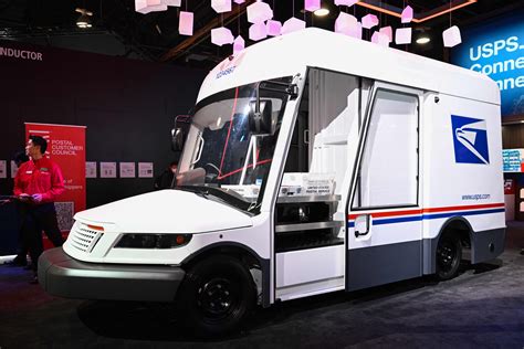 USPS’ Next-Generation Delivery Vehicle unveiled after mail service ...