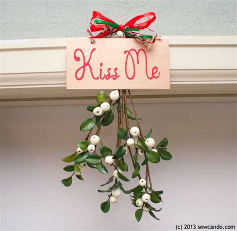 Fabulously Festive: "Kiss Me" Hanging Mistletoe Decoration