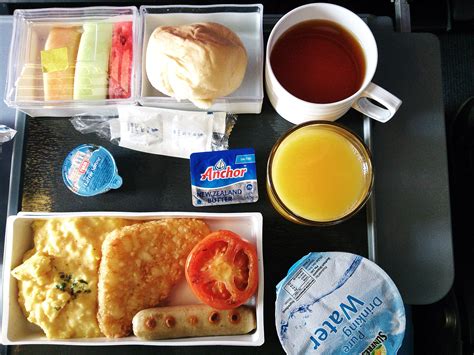 singapore airlines economy meal - Clip Art Library