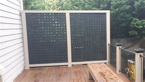 Decks.com. Deck Privacy Screen