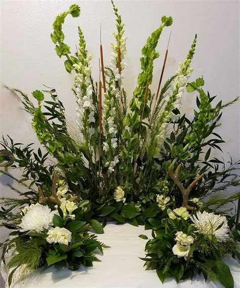 Cremation Urn Flowers & Arrangements | Schaaf Floral